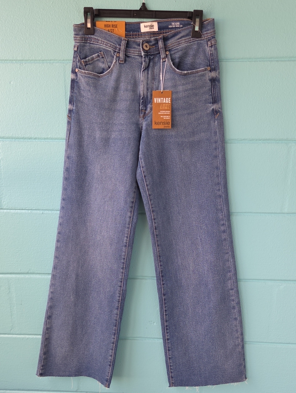 NWT "Kensie" Vintage Luxe The Kaya Wide Leg Jeans Sizes 4/27, 6/28 or 8/29 - Picture 3 of 9